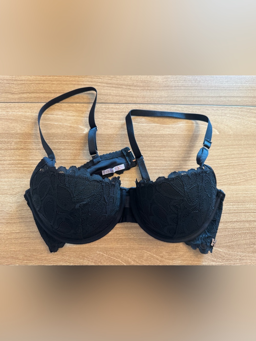 (2) Savage X Fenty Balconette and unlined 36C bras. Like new!!!